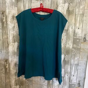 J. jill wearever sleeveless teal blouse L Petite